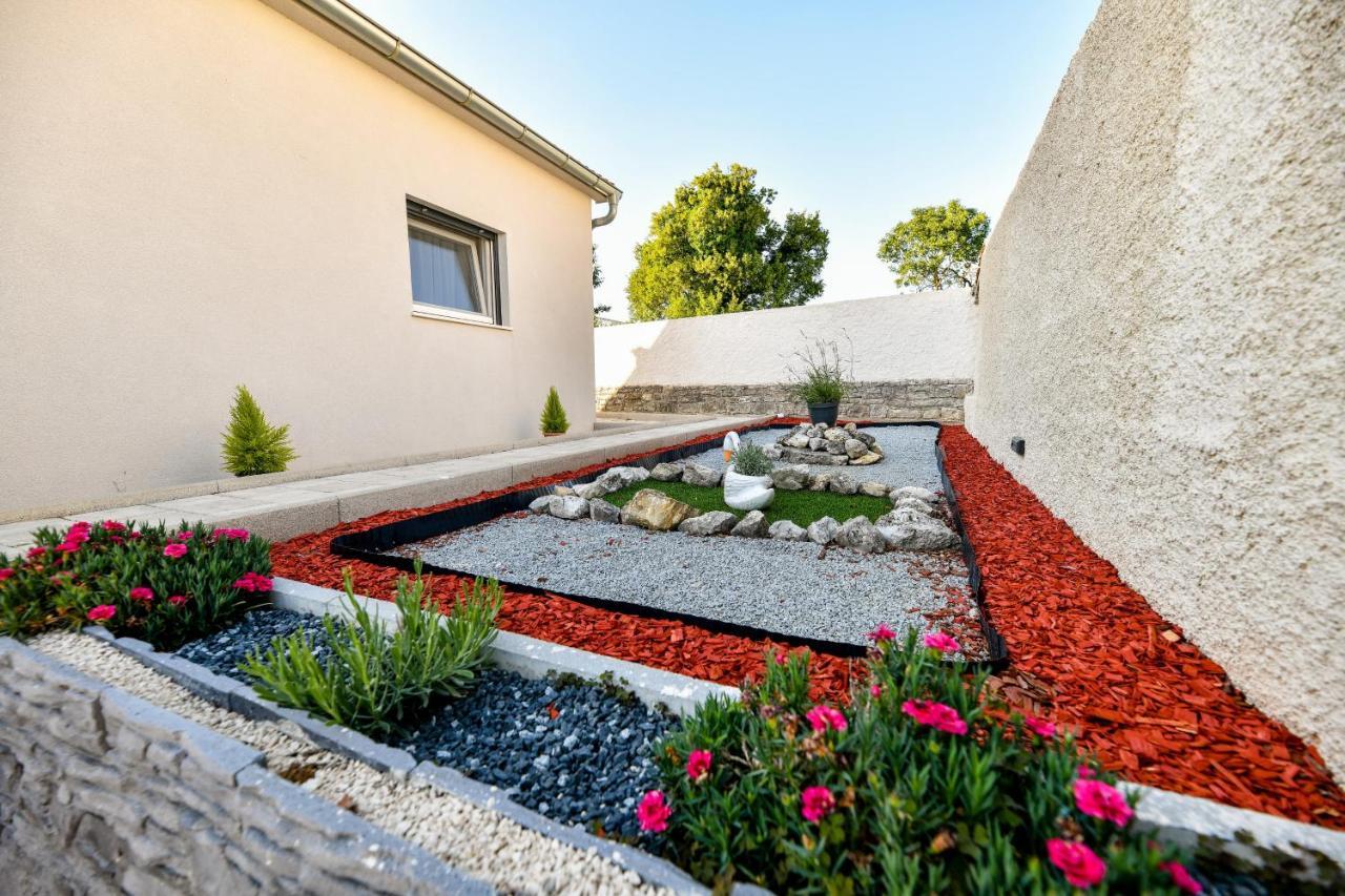 Luxurious Villa Natali Pridraga Exterior photo